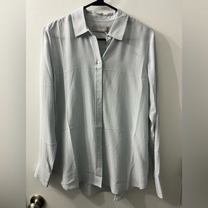 Everlane Clean Silk Relaxed Shirt in Sky